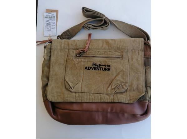 8193 ROWSAN COMPUTER BAG OMUZ ÇANTA TABA 8193 ROWSAN COMPUTER BAG OMUZ ÇANTA TABA