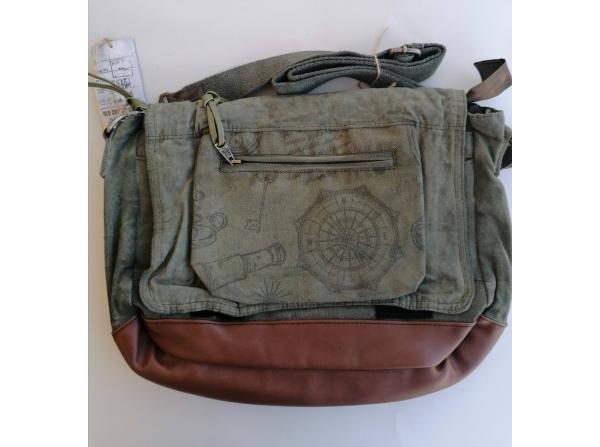 8193 ROWSAN COMPUTER BAG OMUZ ÇANTA HAKİ 8193 ROWSAN COMPUTER BAG OMUZ ÇANTA HAKİ